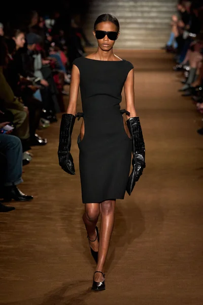 Look 68
